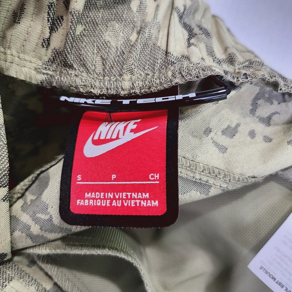 Mens Size S Nike Tech CORDURA® Zip Camo Woven Trousers Pants IO7487-276 $450 New - Picture 9 of 9
